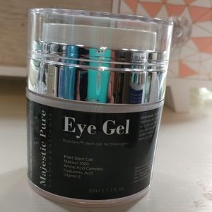 Majestic Pure Eye Gel